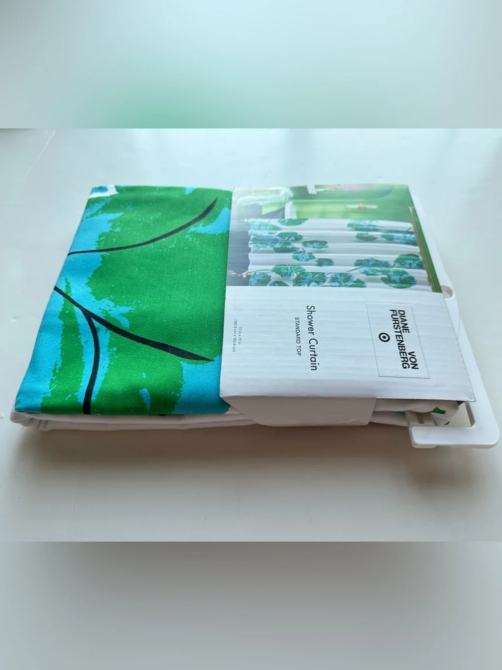 NWT Diane Von Furstenburg for Target Geranium Leaf Green Shower Curtain